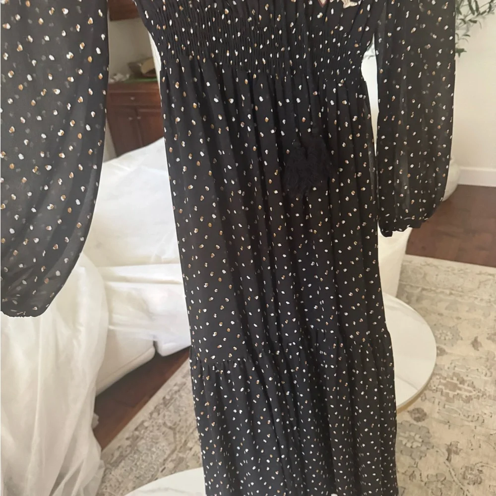 Floral Embroidered Long Sleeve Dress - Picture 4 of 12